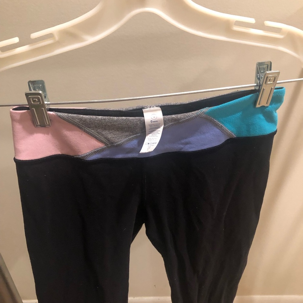 Ivivva reversible legging